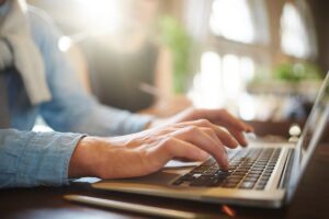 Come capire se la tesi è copiata? Breve guida per evitare il plagio