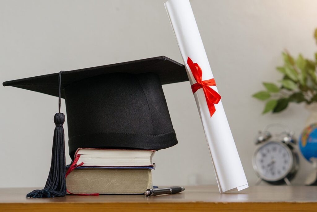 Cosa fare se il relatore non corregge la tesi? Guida per studenti universitari 3 Cosa fare se il relatore non corregge la tesi? Guida per studenti universitari